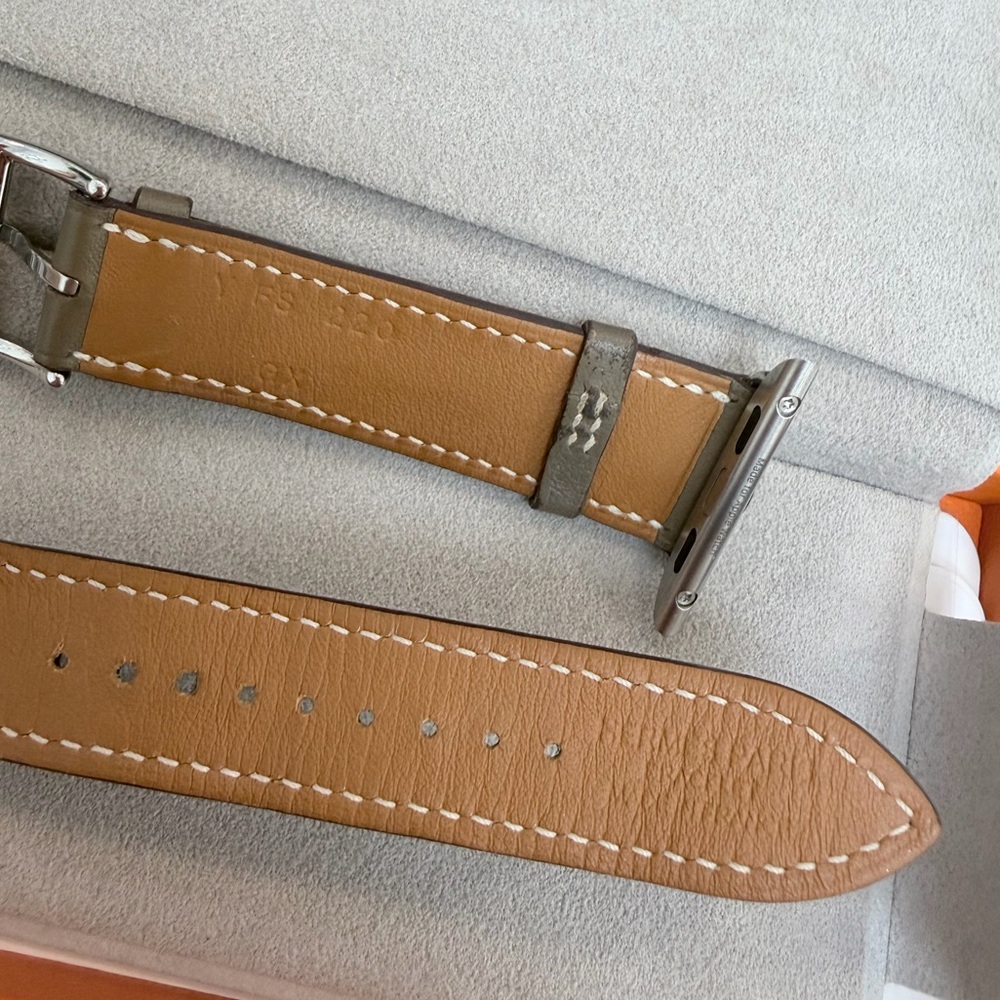 Hermes Double Tour Leather Watch Band in Taupe - Picture 8 of 15